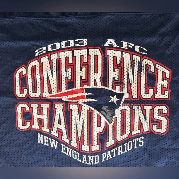 NFL Apparel TY LAW No. 24 NEW ENGLAND PATRIOTS Super Bowl XXXVIII (XL) Jersey - Picture 3 of 8